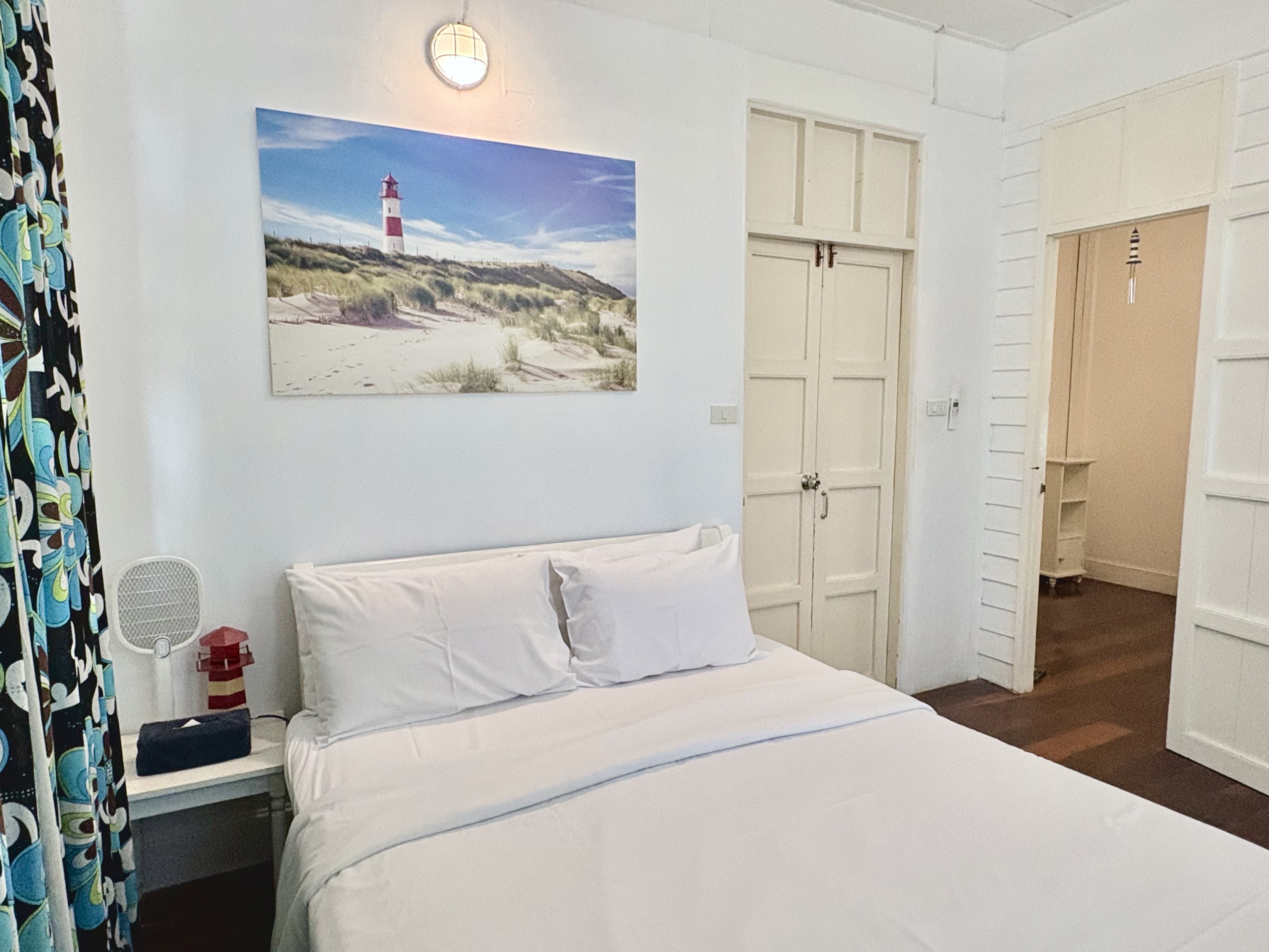 Room #4. Lighthouse Family Suite